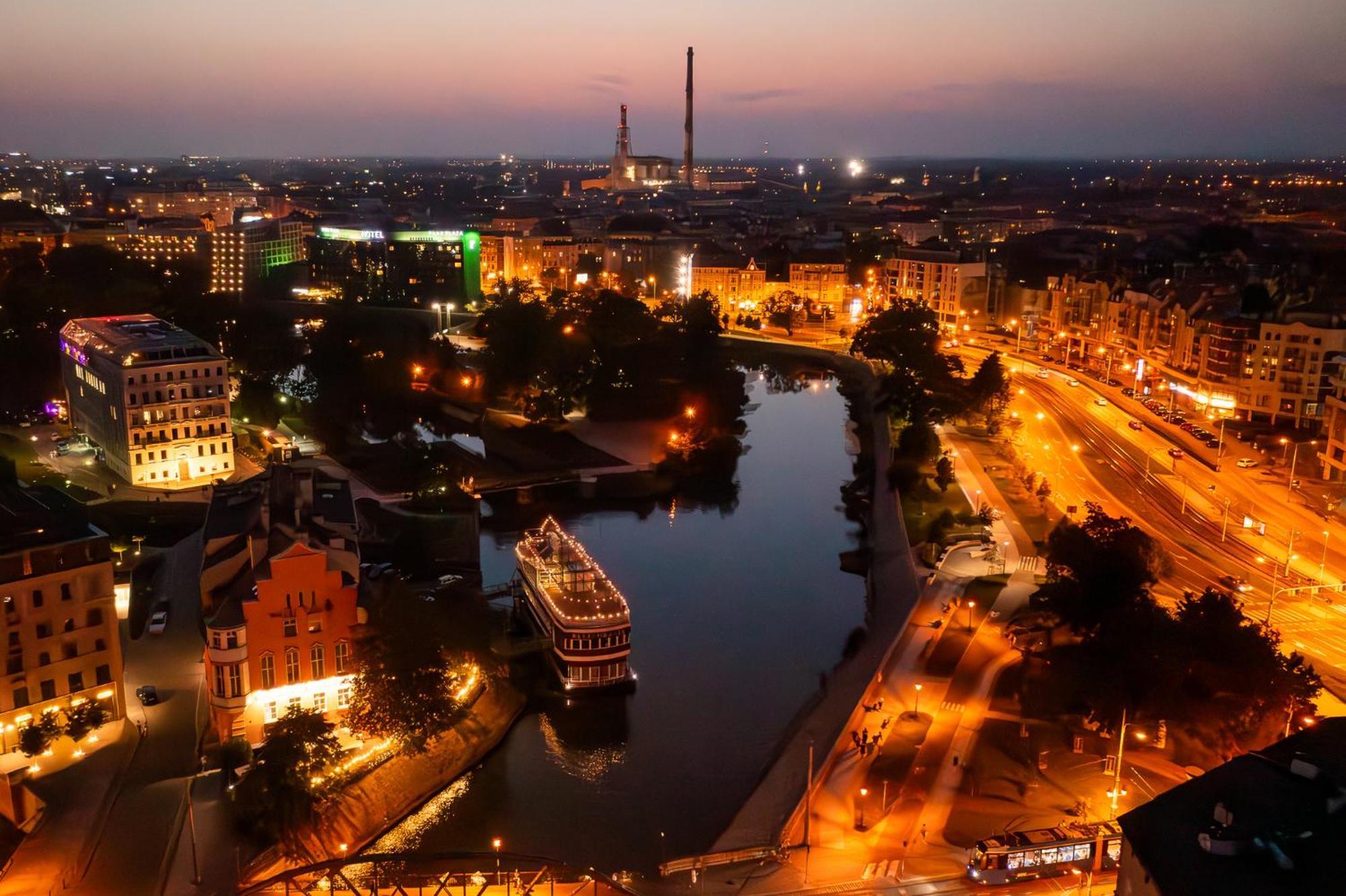 Great Polonia Wroclaw Tumski Buitenkant foto